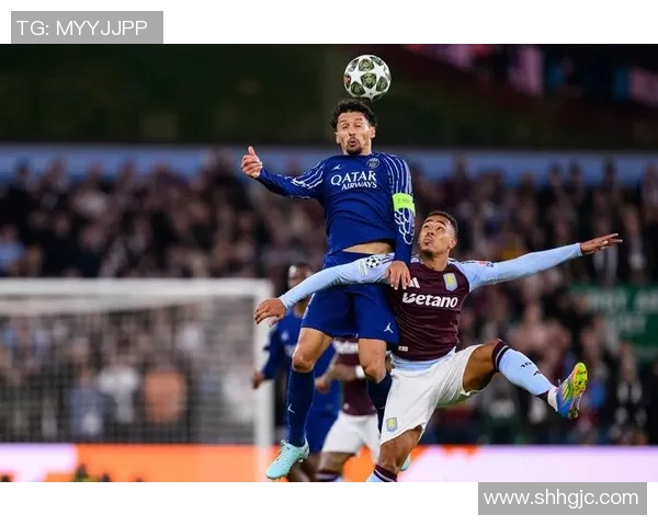 中超赛场曼联逆袭巴黎圣日耳曼全场沸腾历史冷门再现