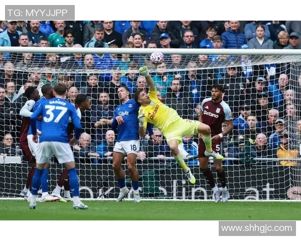 里昂主场狂胜波尔图五球大捷友谊赛精彩瞬间回顾与点评