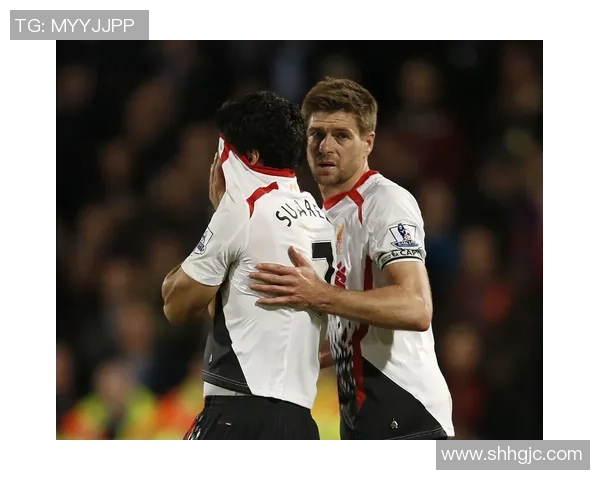 英超激战利物浦小胜巴黎圣日耳曼帽子戏法引发争议判罚全场沸腾