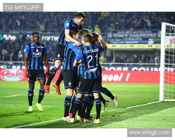 足总杯激战：拜仁与皇马2比2握手言和全场沸腾瞬间回顾